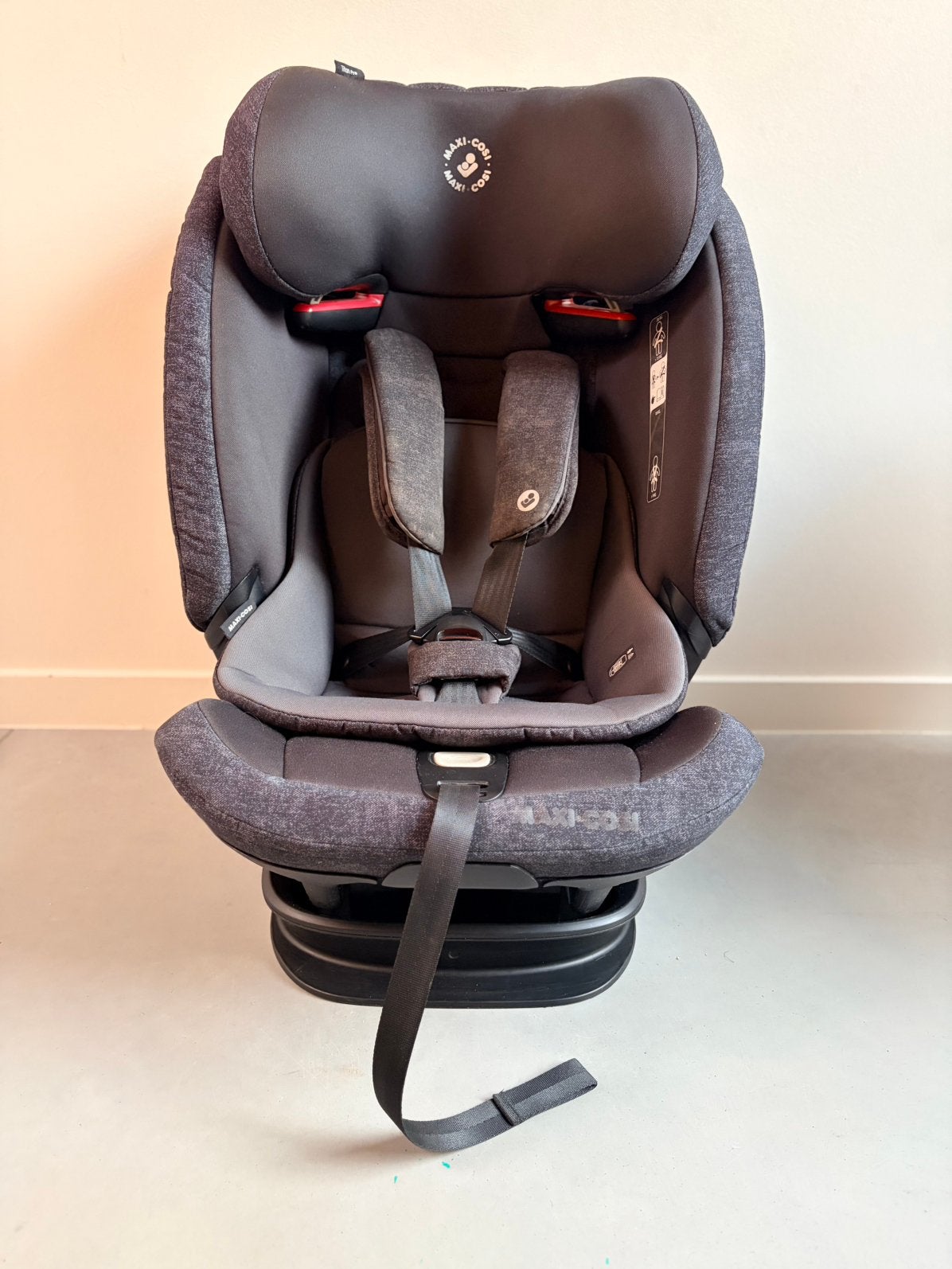 Maxi Cosi - Titan Pro, Kinderen en Baby's, Ophalen, Zo goed als nieuw, Isofix