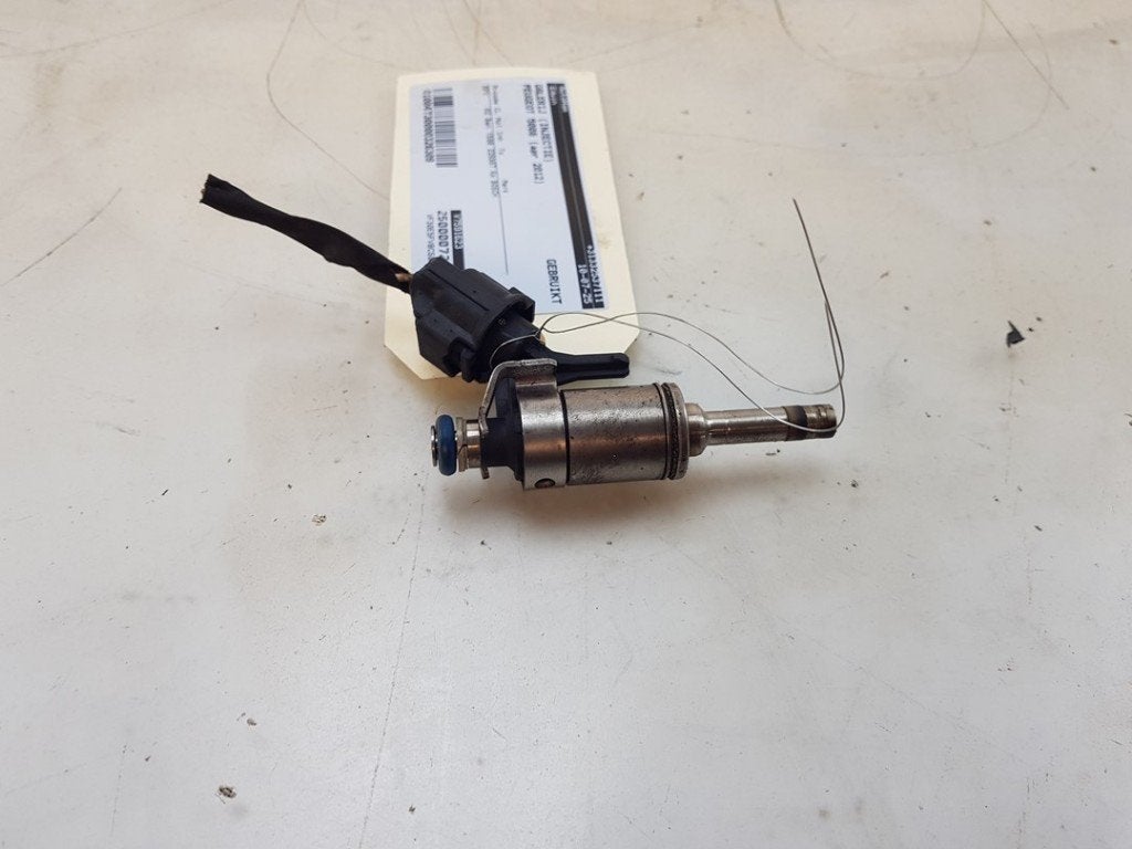 INJECTOR BRANDSTOF Peugeot 5008 I (0A / 0E), Robert Bosch AG, Gebruikt, Robert-Bosch-Allee 1
74232  Abstatt, DE, Engineering@bosch.com