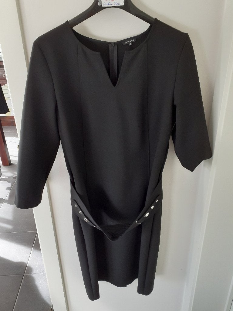 CAROLINE BISS Pikzwarte rechte jurk Maat: 42 Prijs: € 10, Kleding | Dames, Zwart, Maat 42/44 (L), Ophalen of Verzenden, Zo goed als nieuw