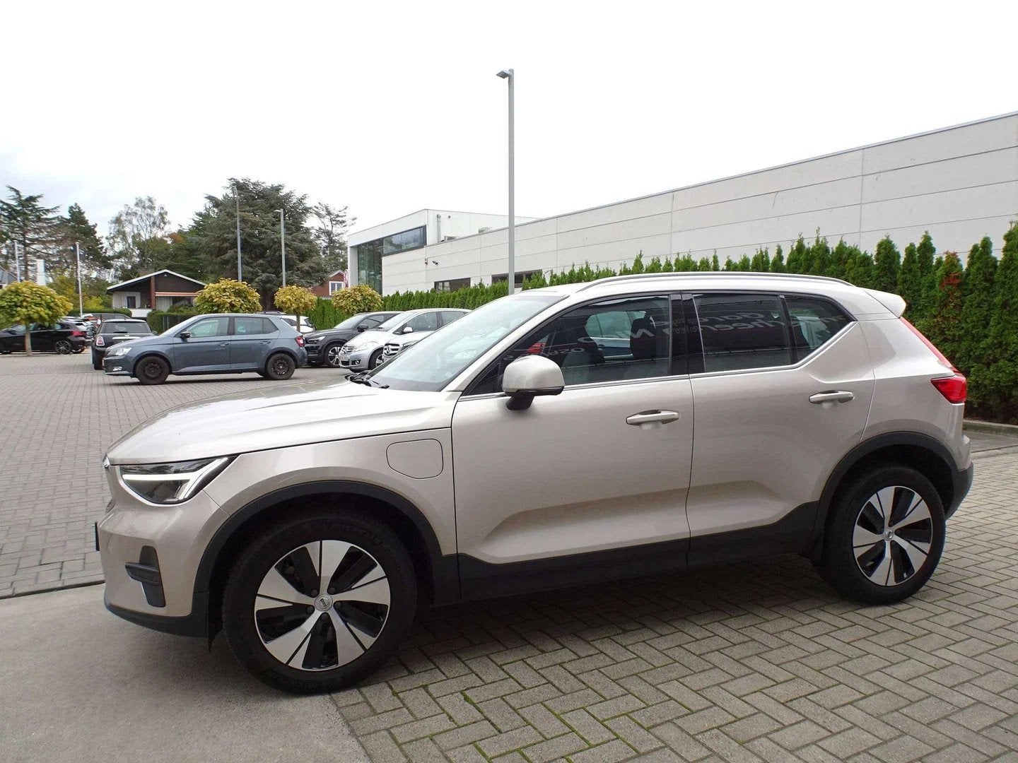 Volvo XC40 1.5T4 Recharge Inscription CARPLAY,FULL LED,KEYLE, Auto's, Automaat, Stof, Gebruikt, Euro 6