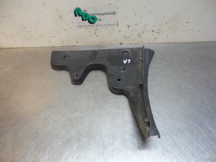 Support pare-chocs arrière gauche d'un Audi A6 (A6 04-), -, 3 mois de garantie, Audi, Utilisé