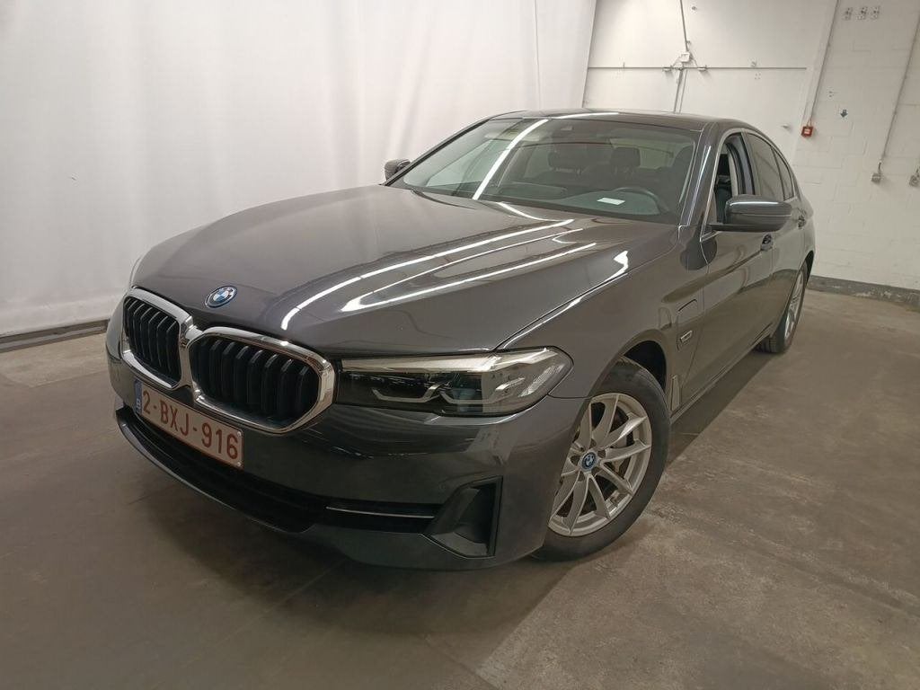 BMW 5 Serie 530e AUT Verwarmd Leder, Camera, Garantie!, 1998 cc, Gebruikt, Leder, Hybride Elektrisch/Benzine