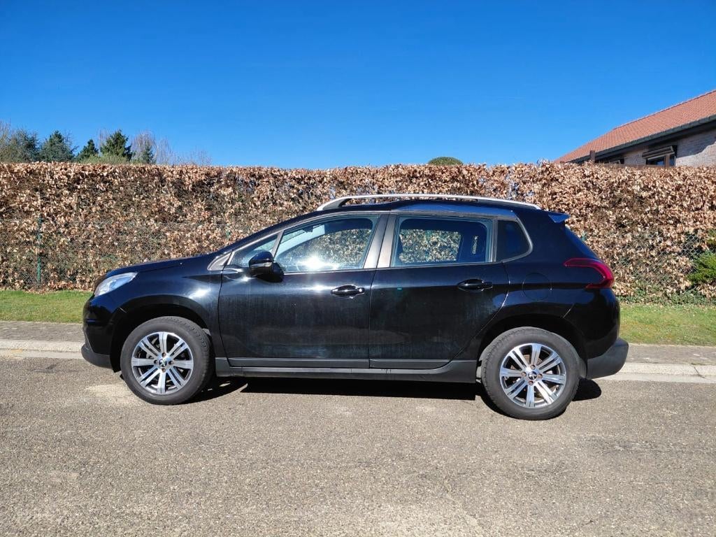 Peugeot 2008, Auto's, Peugeot, Euro 6, Zwart, Handgeschakeld, 5 deurs