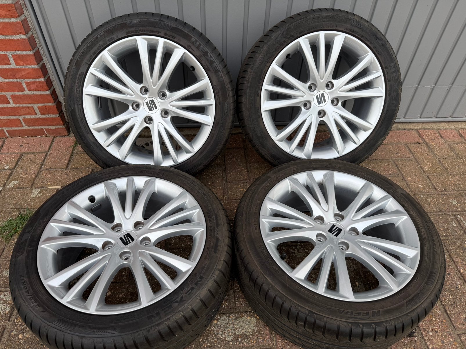 SET D'ÉTÉ SEAT LEON 225/45/R17 EN BON ÉTAT, Pneus et Jantes, Véhicule de tourisme, Pneus été, 17 pouces