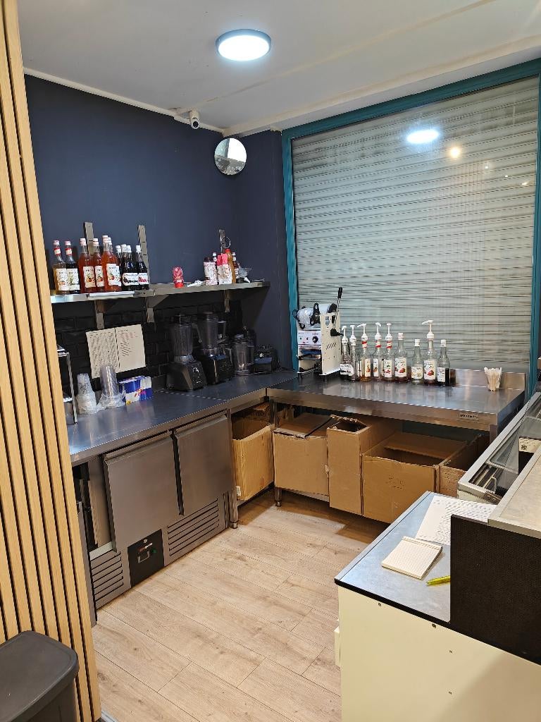 Dark kitchen Tour & Taxis fond de commerce a remettre