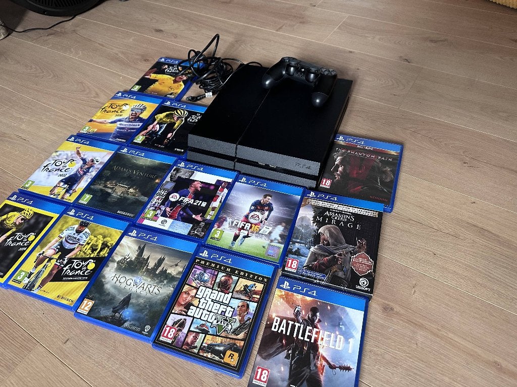 PS4 console + controller + 14 games, Games en Spelcomputers, Verzenden, Met 1 controller, Original, 500 GB