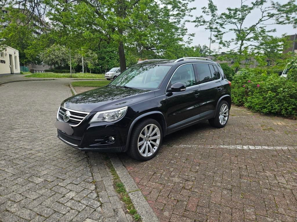 Volkswagen Tiguan R-line 1.4tsi 2010 Pano, Autos, Euro 5, Boîte manuelle, Particulier, 1399 cm³