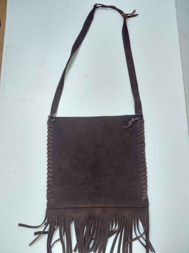 Sac en daim brun avec franges. Large 24-Haut 22., Enlèvement, Utilisé, Brun