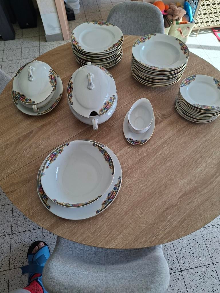 Servies set victoria china, Ophalen