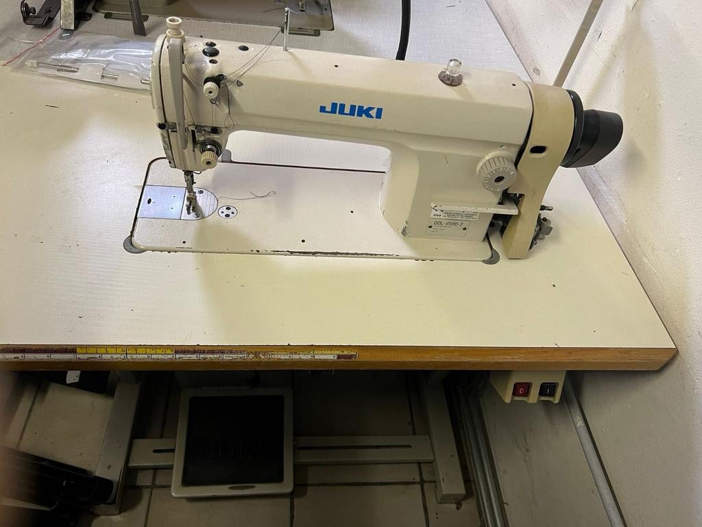 Set naaimachines en strijkijzer. Juki, broer..., Ophalen, Gebruikt, Brother