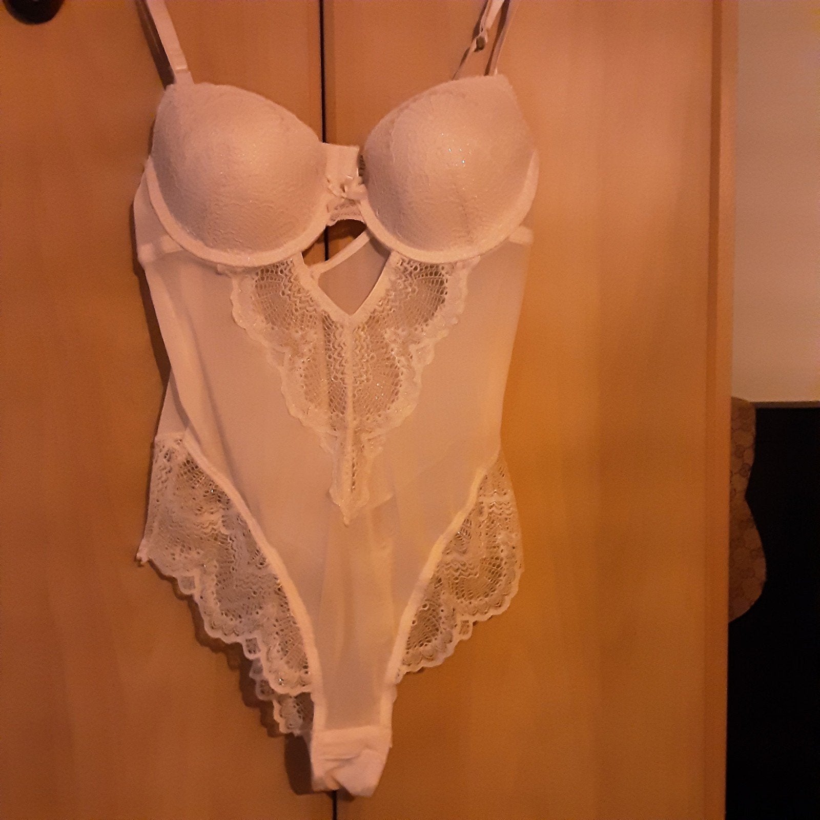NIEUW. Elegante body padded cups mt S, Kleding | Dames, Ondergoed en Lingerie, Ophalen of Verzenden