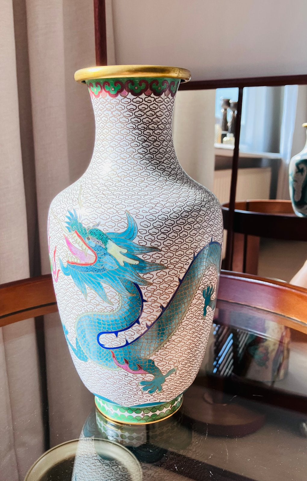 Chinese vaas, cloisonné-emaille, Chinoiserie, twee draken., Ophalen