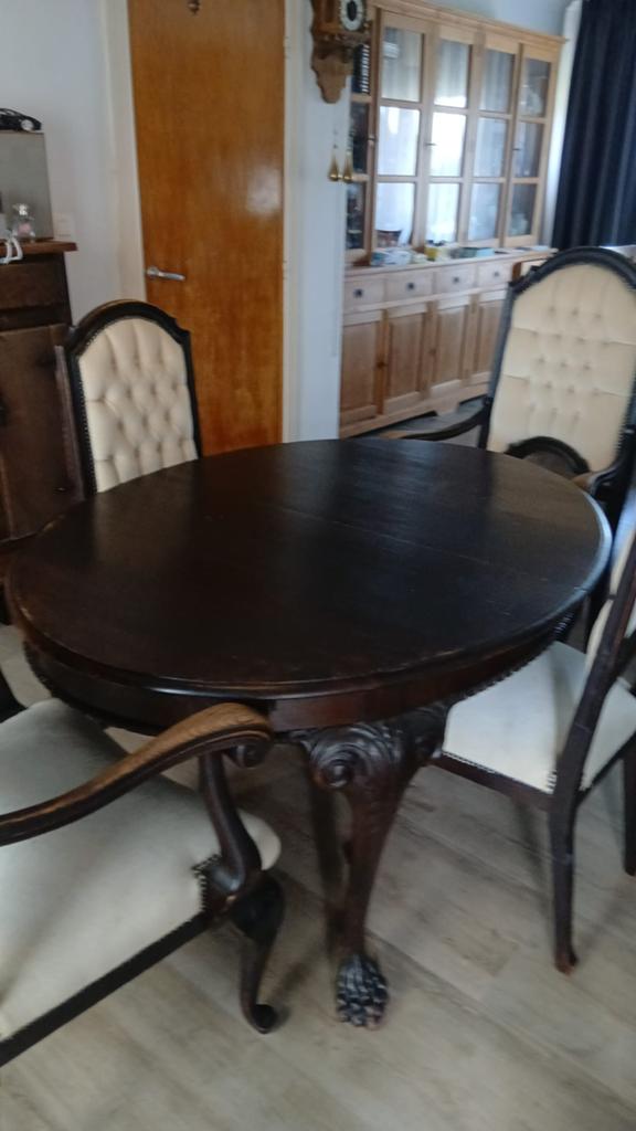 Antieke tafel met 4 stoelen, Ophalen
