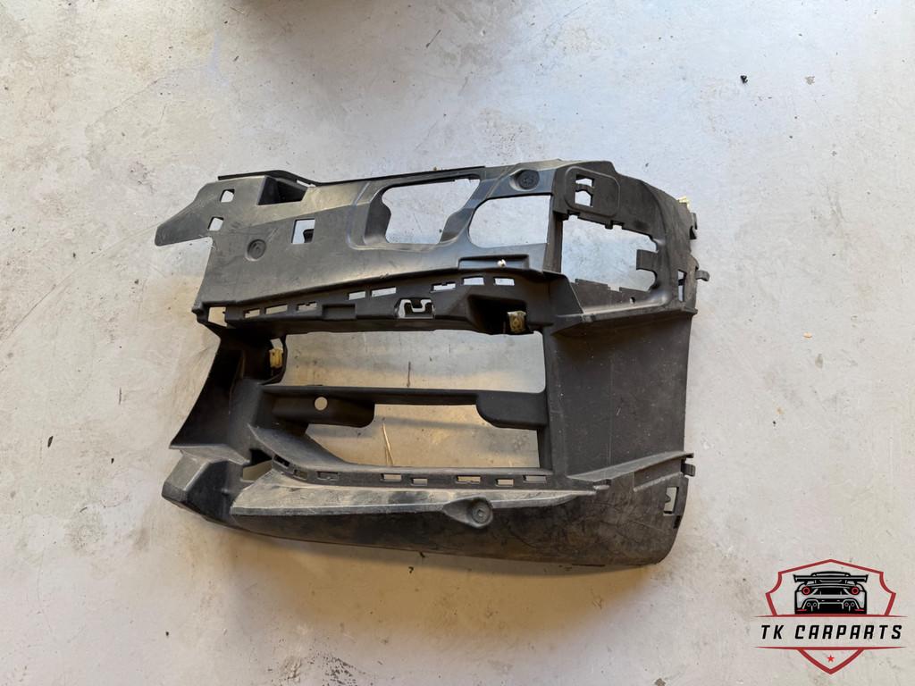Bmw 5Serie G30/G31 bumper binnenwerk links, Auto-onderdelen, Petuelring 130
80788  Munich, DE, Gebruikt, Info@bmw.de, Links