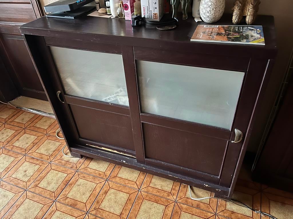 2 armoires bordeaux avec portes coulissantes, Ophalen, Gebruikt