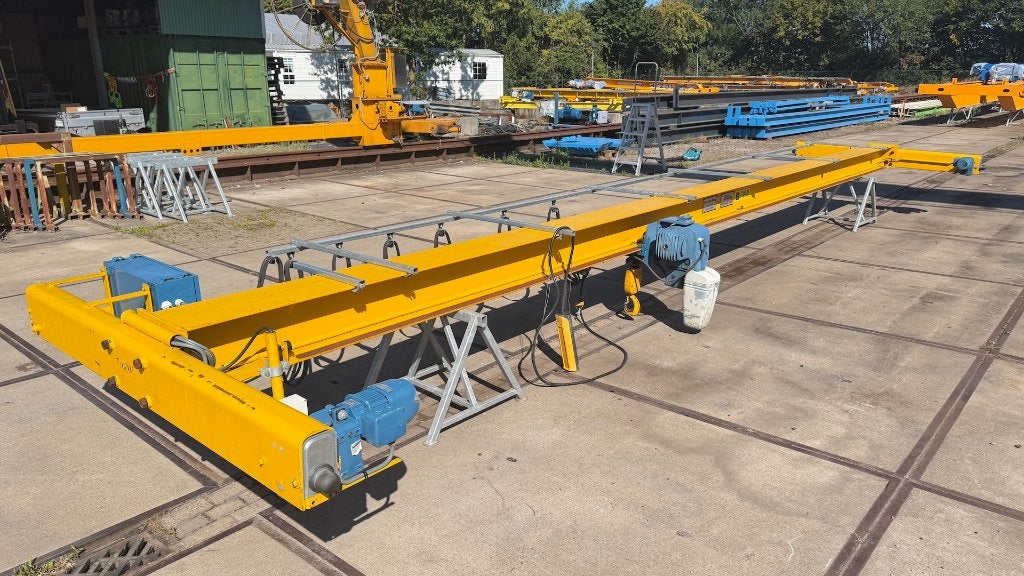 Rolbrug 9.400 mm / 2 ton / 1990 / Demag., Doe-het-zelf en Bouw, Ophalen, Gebruikt, Elektrisch