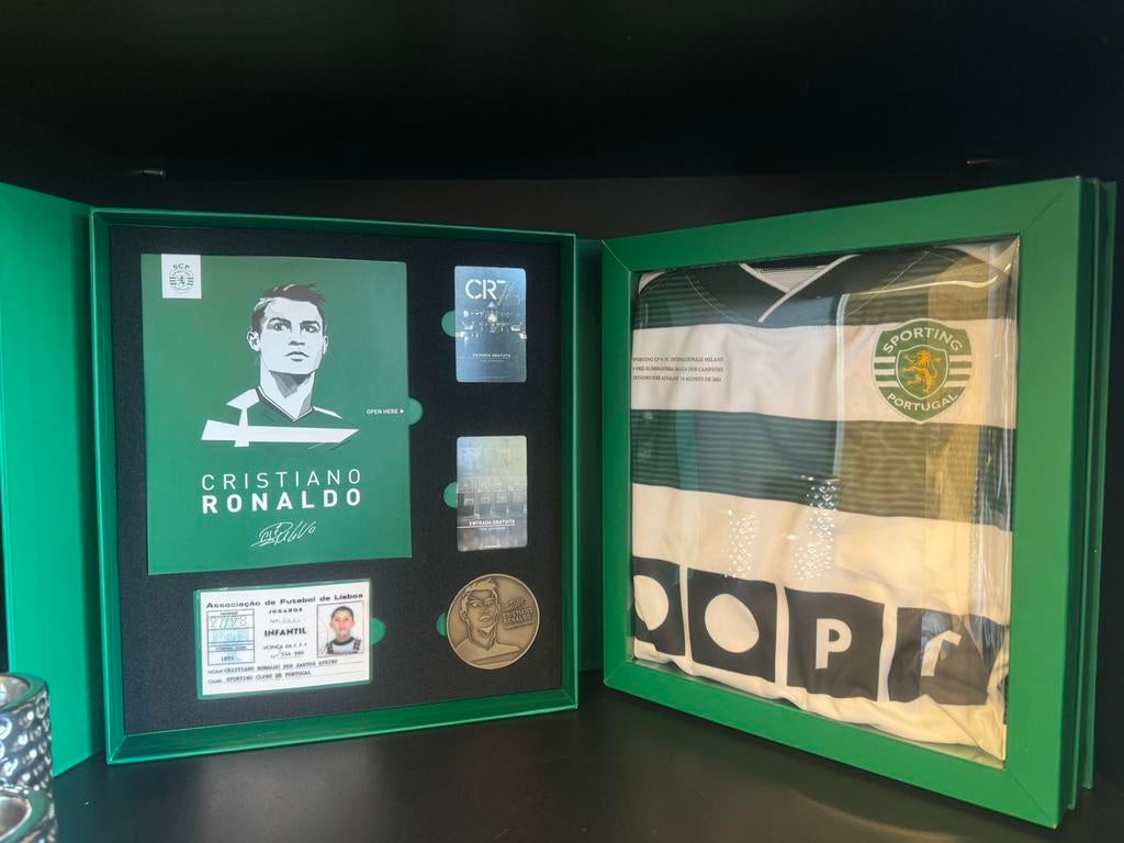 Cristiano Ronaldo Debuutbox, Ophalen of Verzenden, Nieuw, Shirt