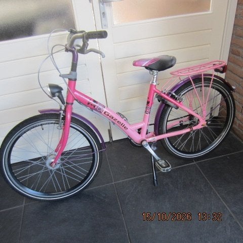 TE KOOP TWEE MEISJES FIETS  24 INCH VOOR 70, EURO S, Fietsen en Brommers, Ophalen, Handrem, Gazelle, Trommelrem