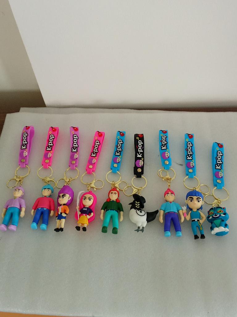 9 porte clés k-pop BTS démon Hunters top tendance, Enfants & Bébés, Enlèvement, Neuf
