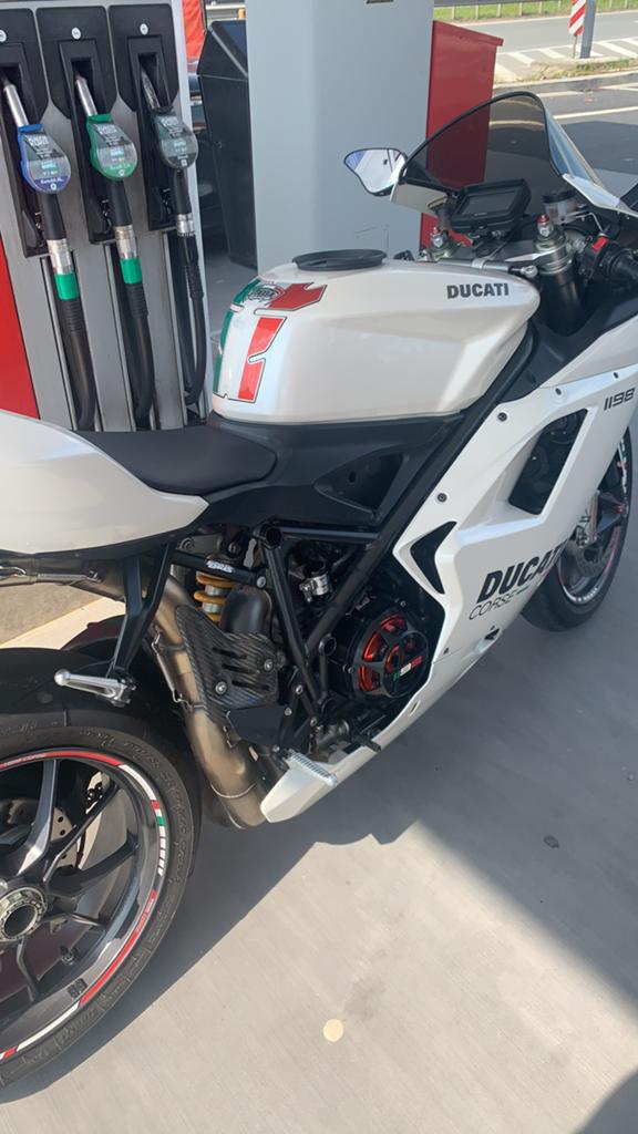 Ducati 1198, Motoren, Motoren | Ducati, 2 cilinders, Sportuitlaat, 1198 cc, Motorrijbewijs A