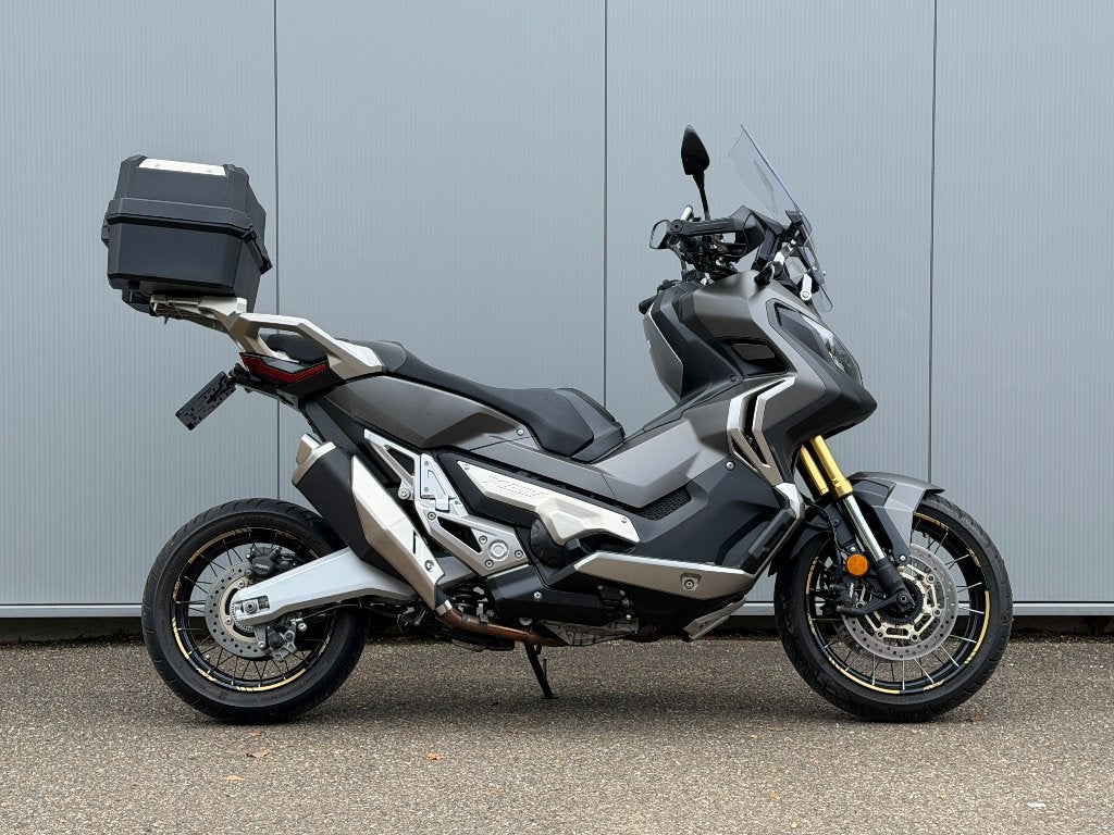 Honda X-ADV / Boîtier supérieur / Sans clé / 2018 - 1480 km, Permis Moto A, Scooter, Entreprise, Plus de 35 kW