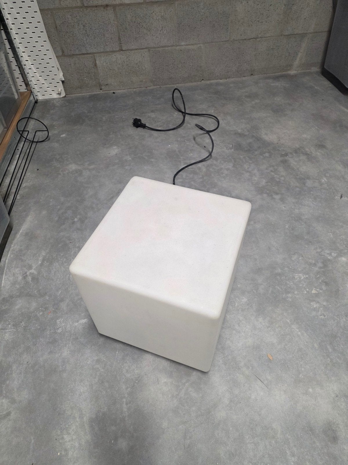 Lichtbox, Enlèvement, Utilisé