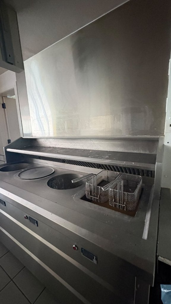 Friteuse professionnelle Perfecta, Enlèvement, Utilisé, Cuisinière, Friteuse et Grils