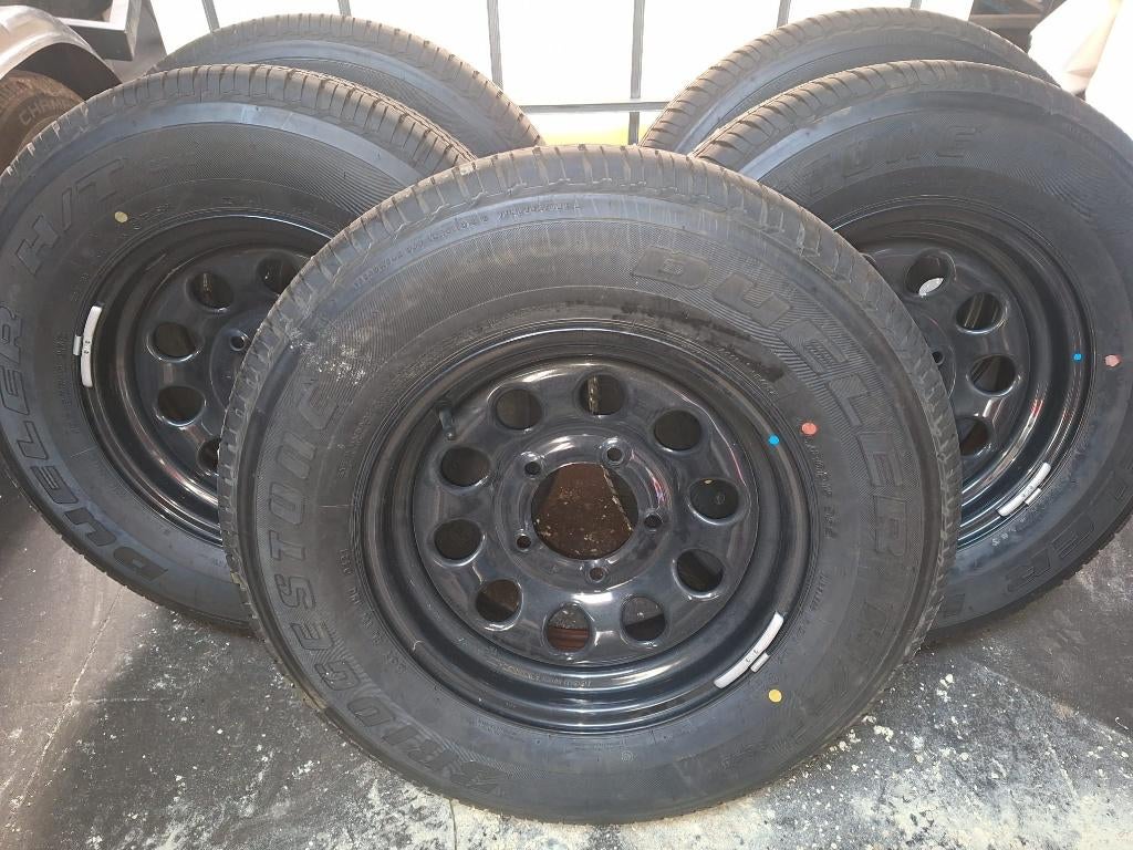 Suzuki Jinny. 5 banden en velgen. Nieuw, Ophalen