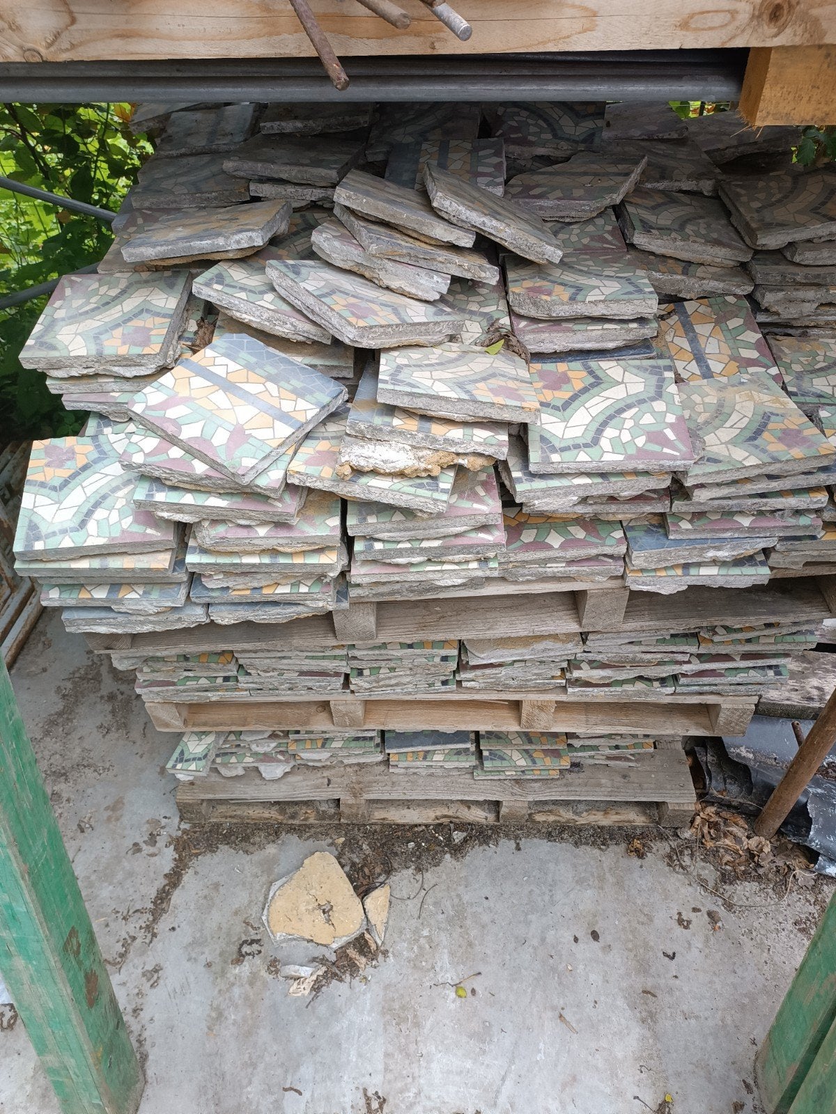 Gratis 20m2 cement tegels, kan met heftruck geladen worden, Ophalen