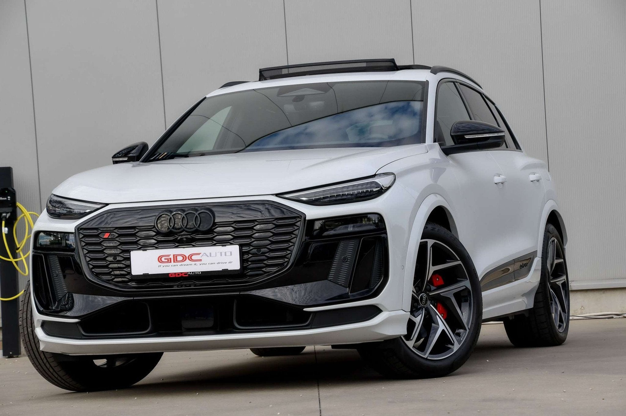 Audi SQ6 e-tron SQ6 e-Tron Facelift l SOH l Pano l Luchtveri, Autos, Cuir, Achat, Entreprise, 5 portes