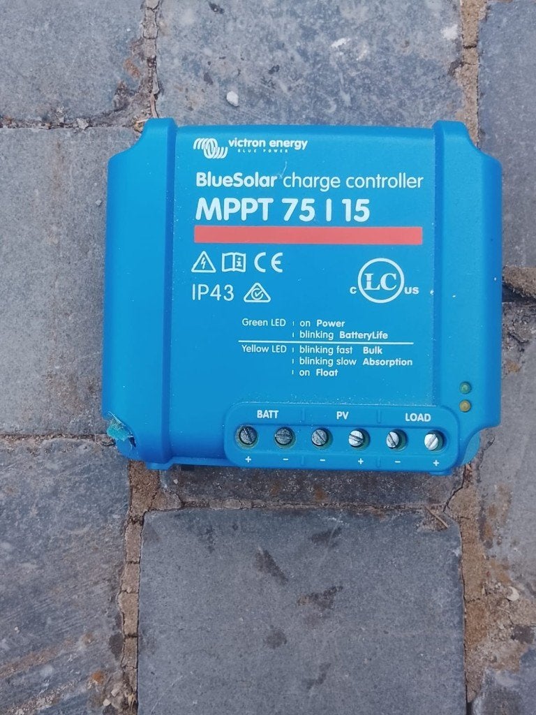 Victron MPPT 75|15 bluetooth, Enlèvement, Comme neuf
