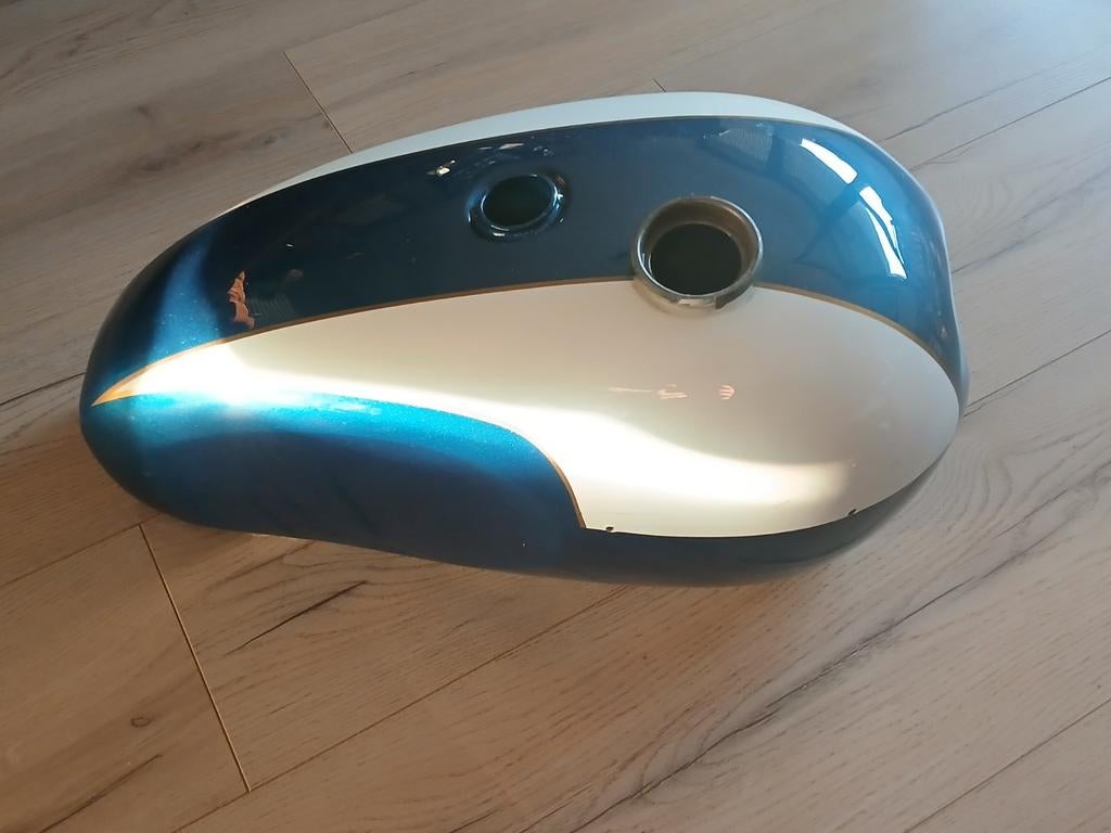 Réservoir Triumph T140V/TR7, Particulier