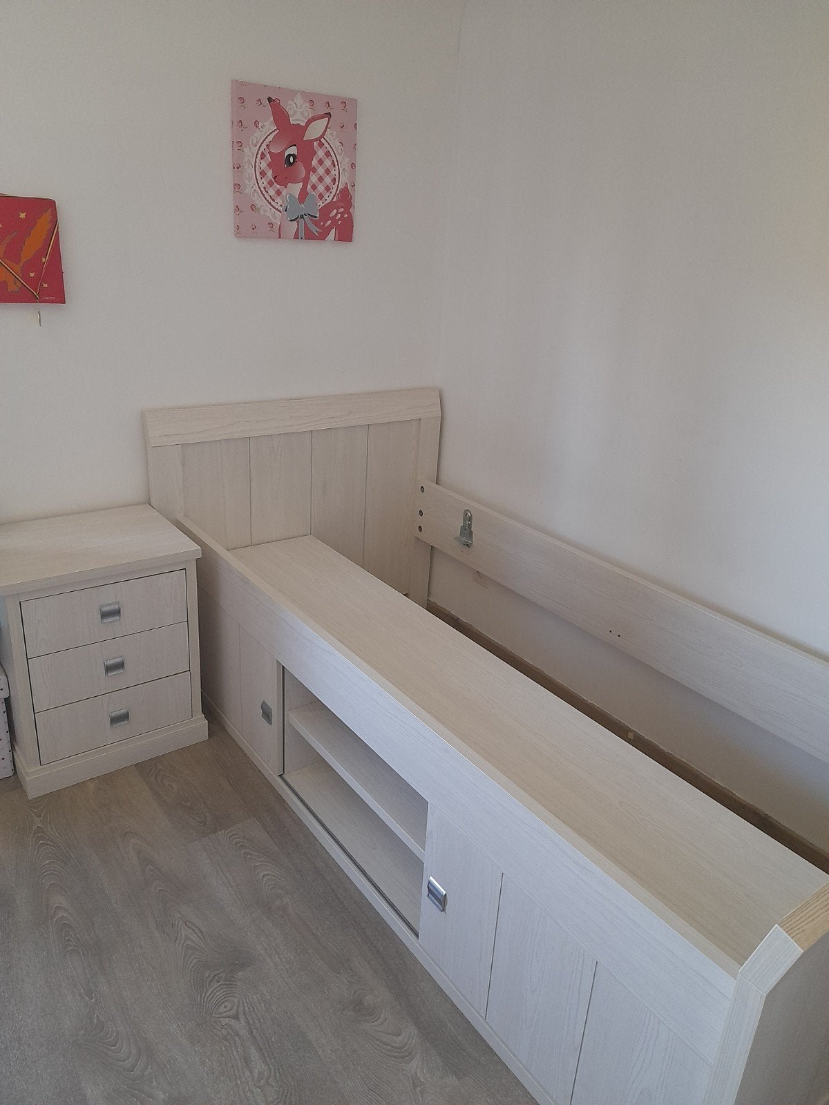 Chambre à coucher enfant, Enlèvement, Comme neuf