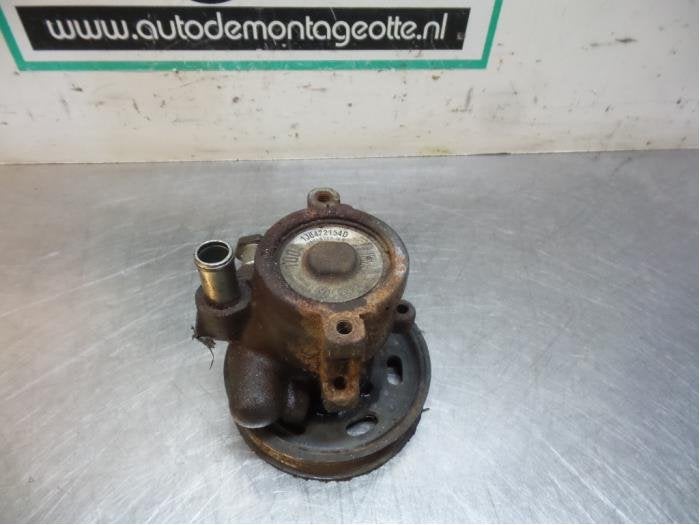 Pompe direction assistée d'un Volkswagen Golf (Golf 97-), Volkswagen, -, 3 mois de garantie, Utilisé
