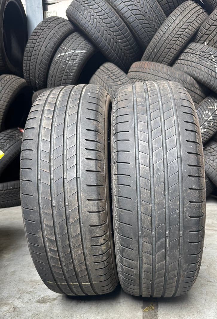 Pneus d'été 2156017 215/60/17 215/60R17  marque Bridgestone, Enlèvement