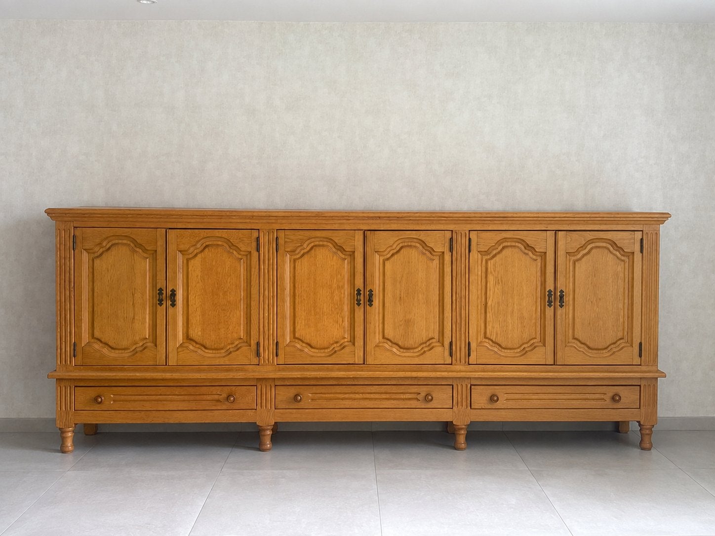 Prachtig massief eiken antiek dressoir, Huis en Inrichting, Kasten | Dressoirs, Ophalen, Gebruikt, Eikenhout, 200 cm of meer