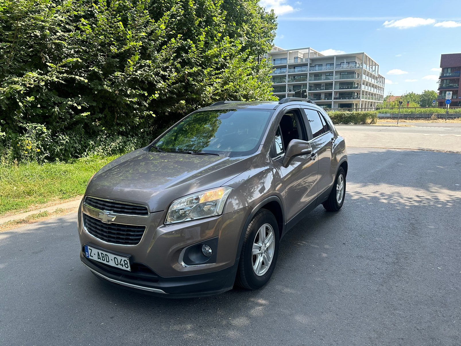 CHEVROLET TRAX • 82.000KM • ESSENCE •, Auto's, Chevrolet, Voorwielaandrijving, Euro 5, Stof, Zwart