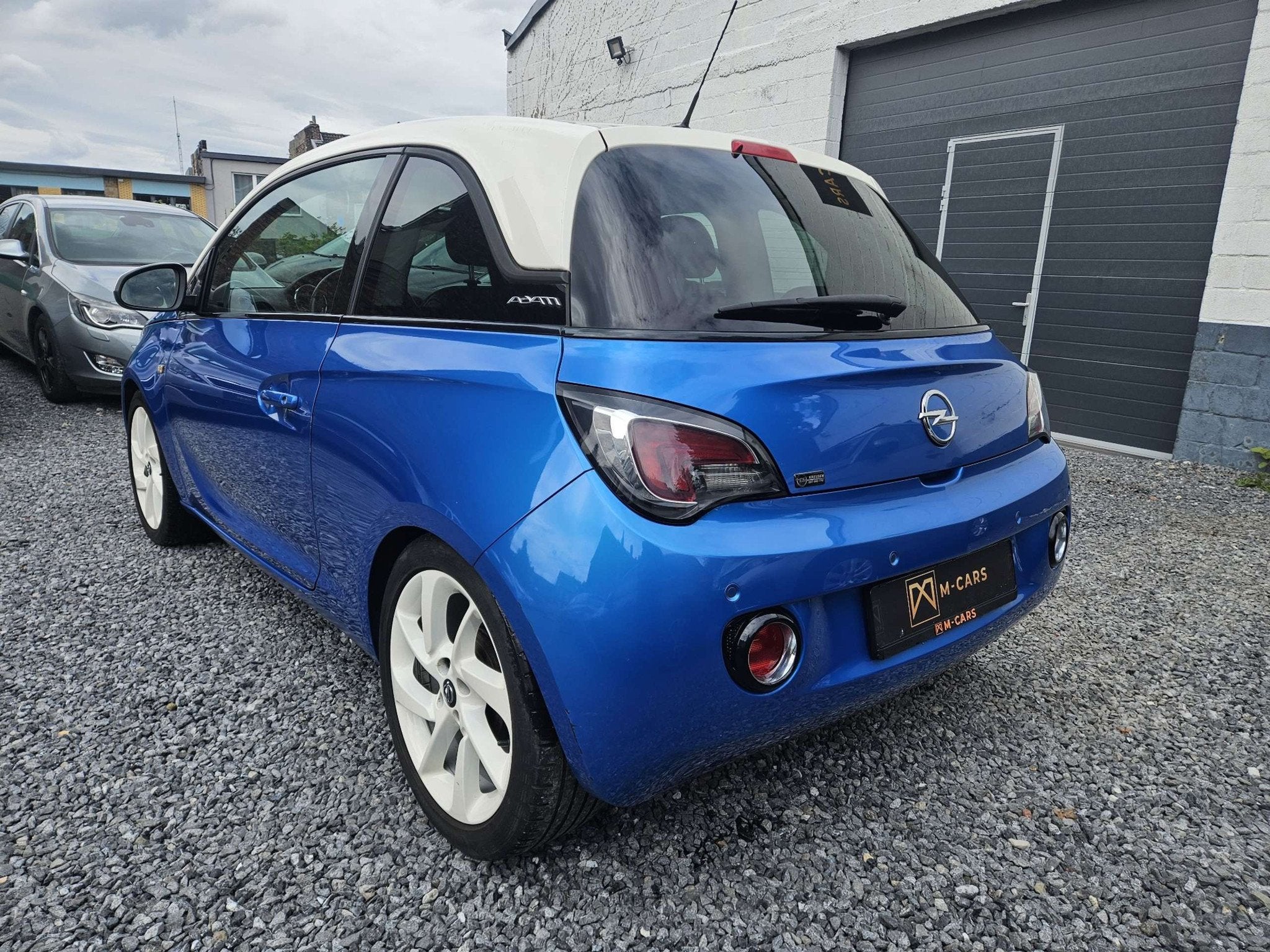 Opel ADAM ECRAN * CLIM * CRUISE *, Autos, Opel, Euro 6, 69 ch, Boîte manuelle, Noir