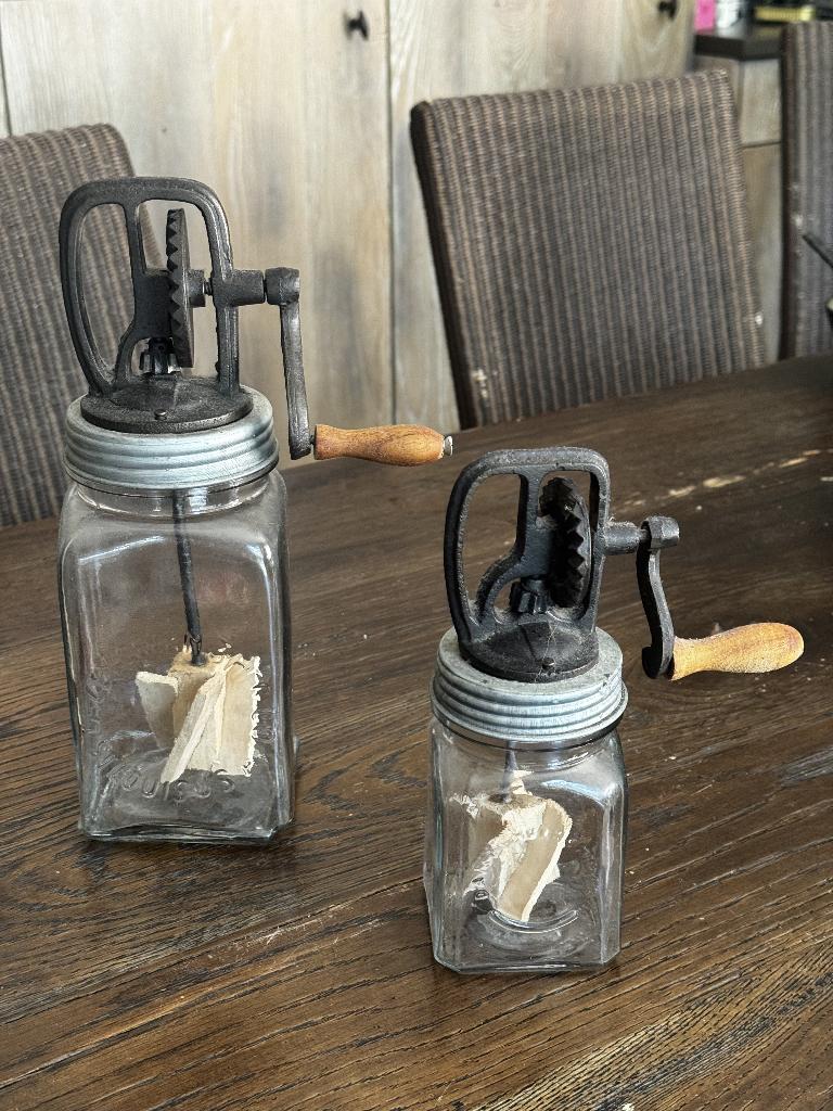 Antieke Dazey glazen boterkarnen - 2 stuks, Ophalen, Glas
