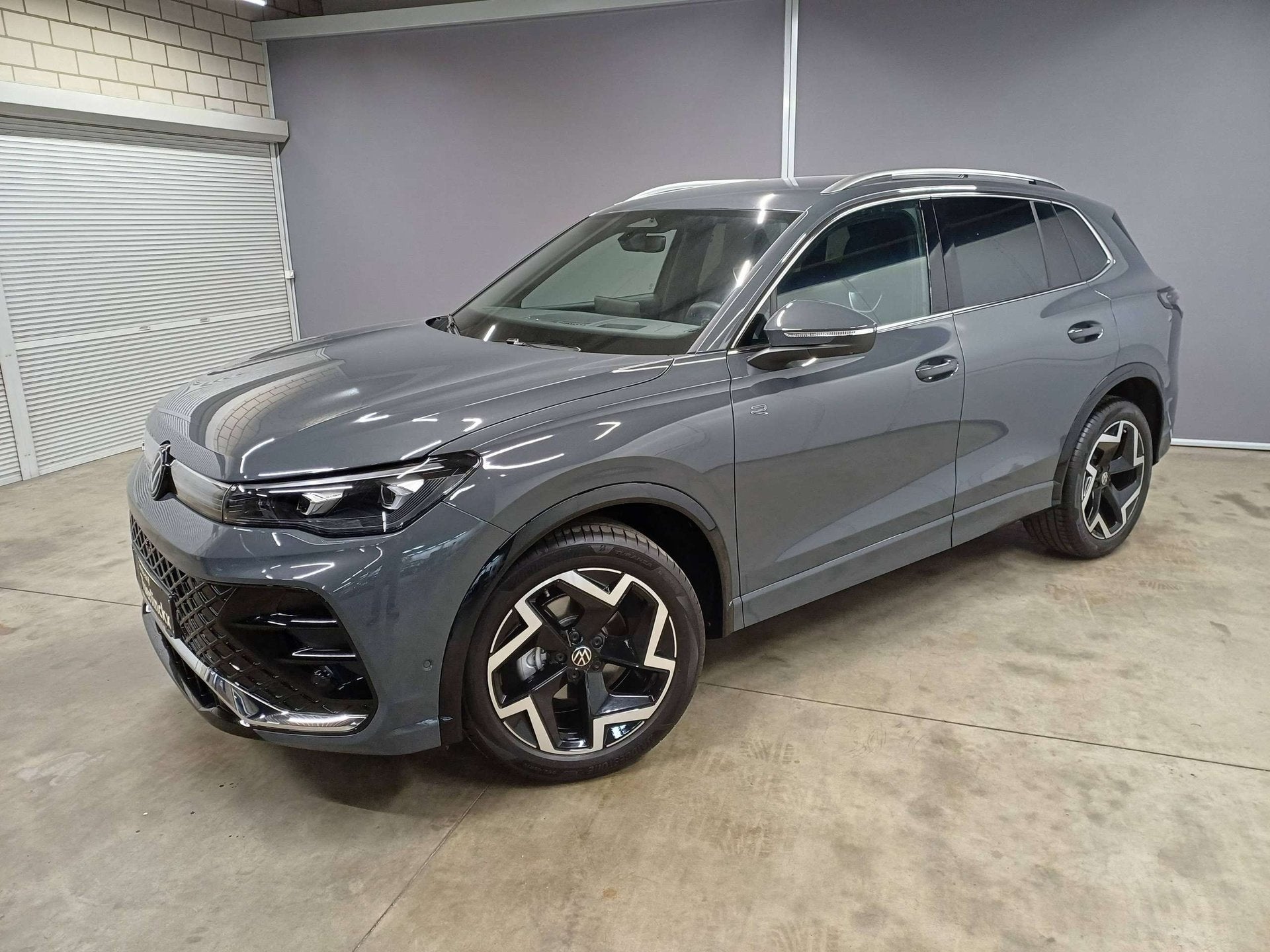 Volkswagen Tiguan Tiguan 1.5 TSI R-Line OPF DSG,ACC,Head-Up, Auto's, Automaat, Dealer onderhouden, 4 cilinders, 5 zetels
