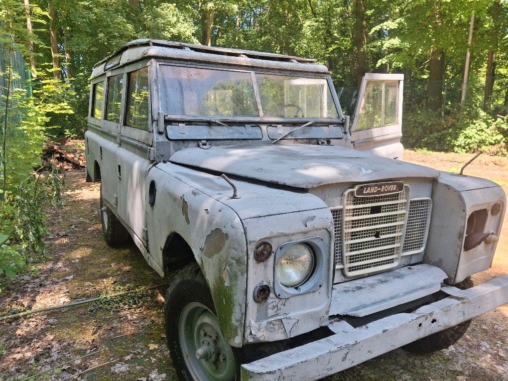 Land Rover série 3 modèle 109, Autos, Land Rover, Particulier, Series, Essence, SUV ou Tout-terrain, 5 portes, Boîte manuelle