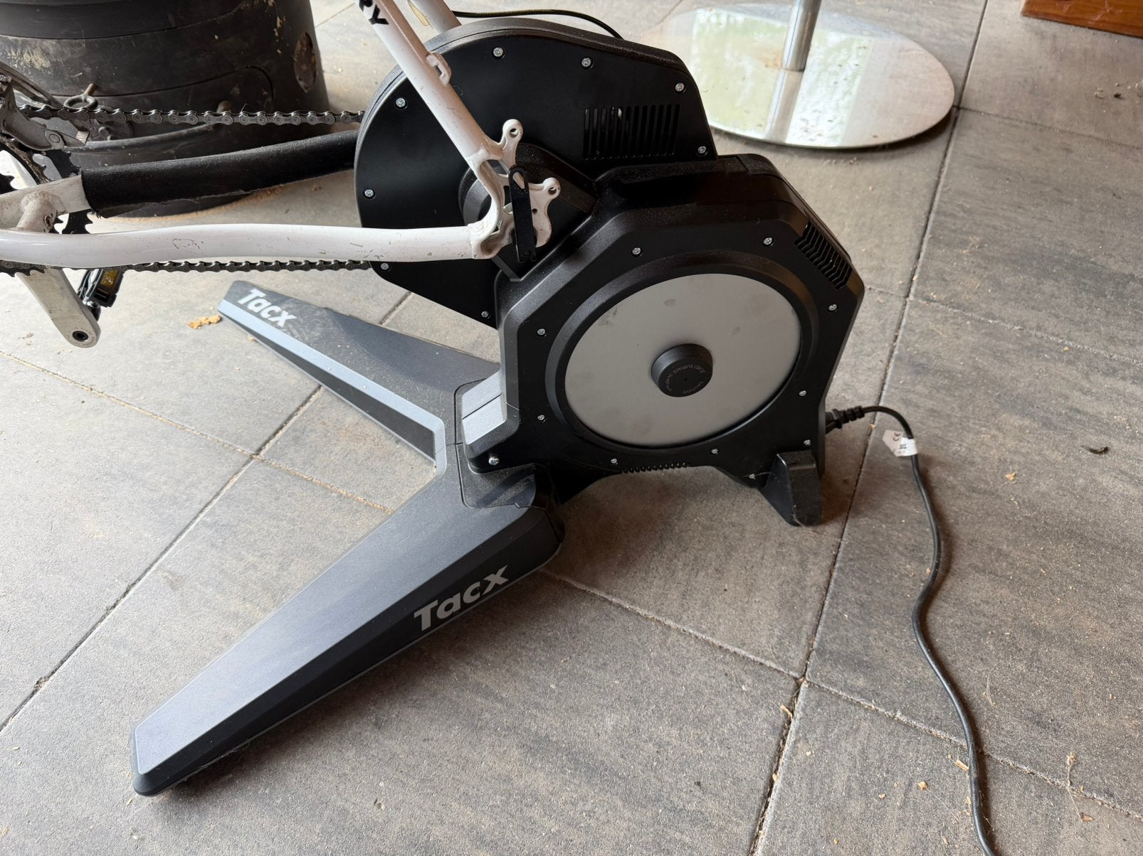 Tacx Flux S Smart Trainer T2900S + cassette+ tapis, Sports & Fitness, Enlèvement ou Envoi, Comme neuf
