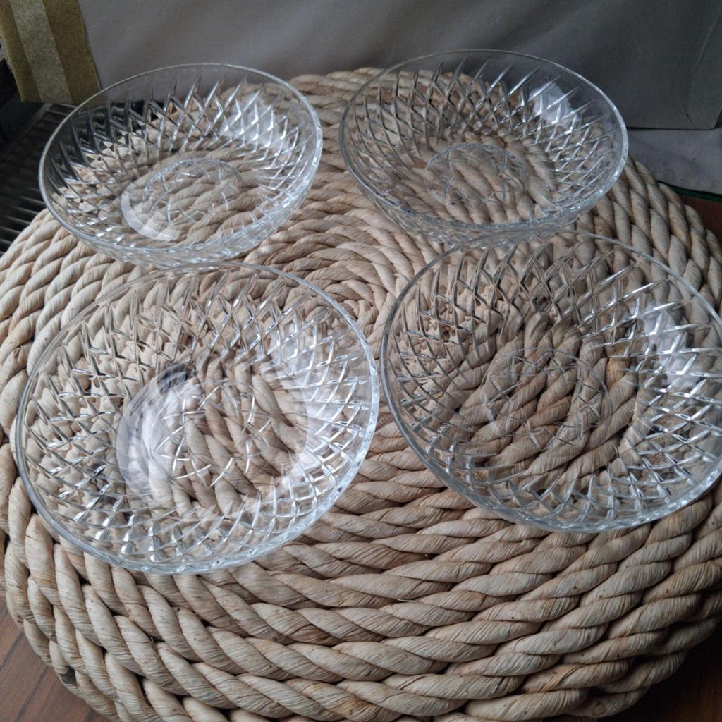 4 Vintage Arcoroc France 'Diamant' Schaaltjes (14cm), Ophalen of Verzenden, Glas