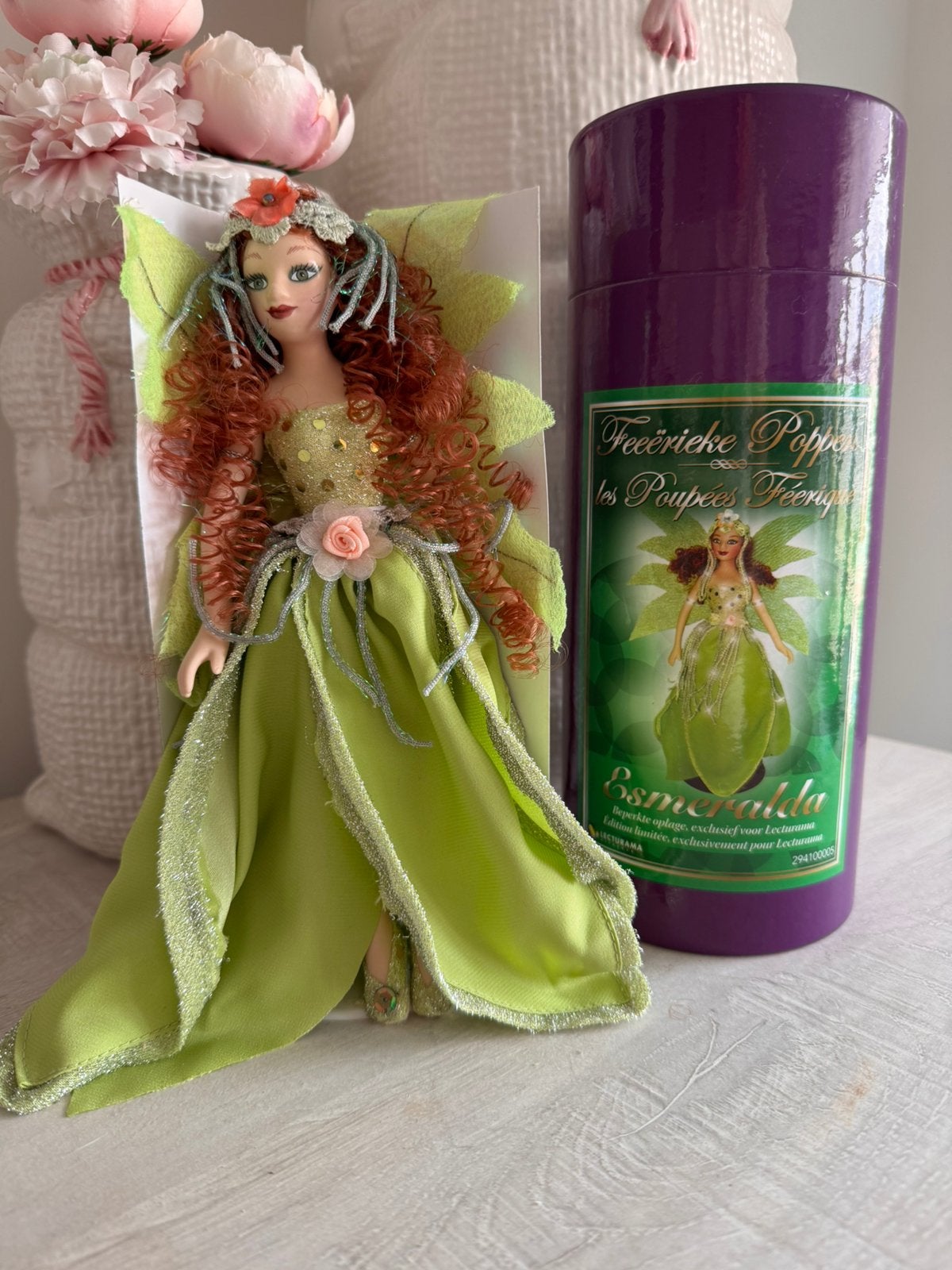 Porseleinen Esmeralda - Feeërieke Poppen-collectie Lecturama, Verzamelen, Ophalen, Zo goed als nieuw, Pop