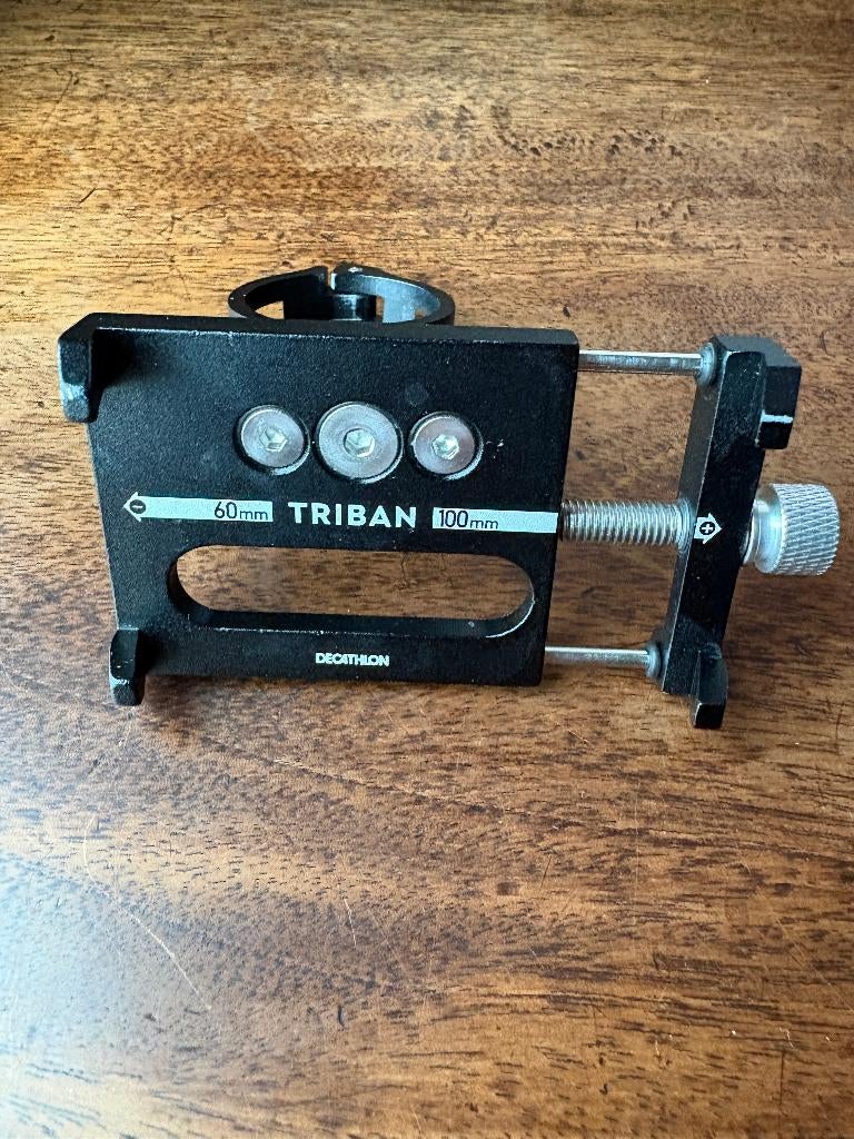 Metalen Telefoonhouder | Triban (Decathlon) | 60-100mm, Ophalen of Verzenden, Gebruikt