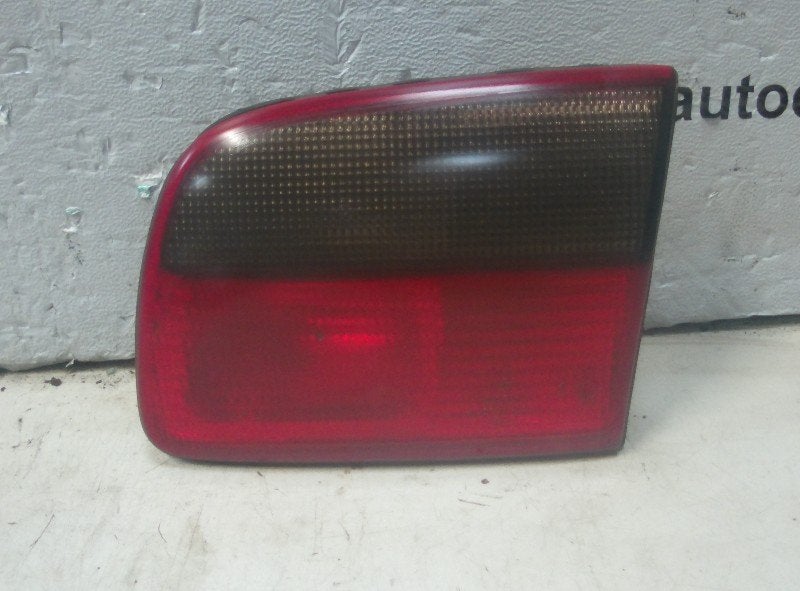 ACHTERLICHT RECHTS ACHTERKLEP Opel Omega B (25 / 26 / 27), Gebruikt, Opel, Opel Automobile GmbH, Kontakt-opel@opel.com