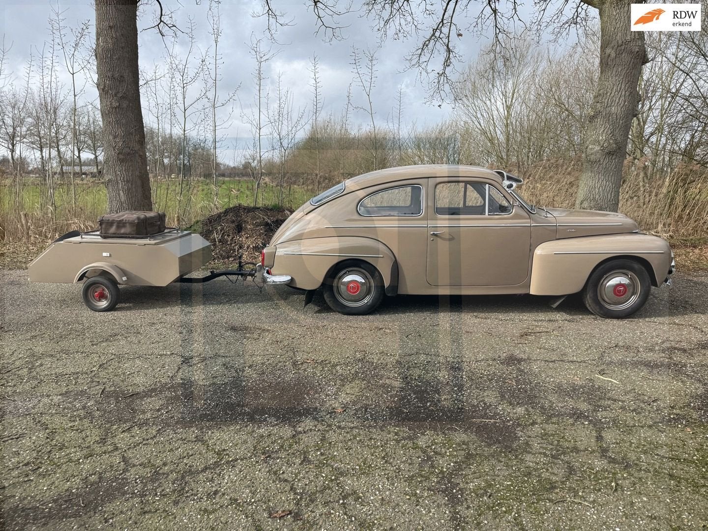 Volvo PV544 VOLVO katterug Technisch zeer goed, Auto's, Lederen bekleding, Beige, Bruin, Bedrijf