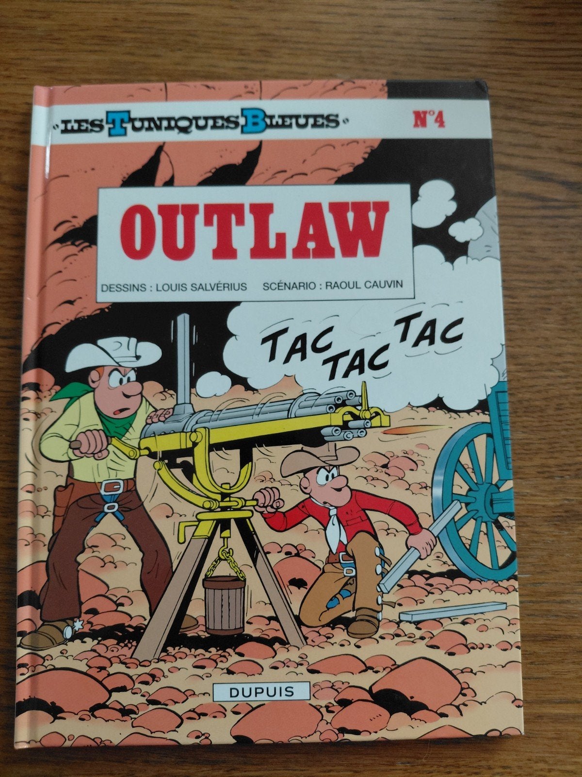 BD diverses tunique bleu, spirou et fantasia, ..., Enlèvement, Utilisé