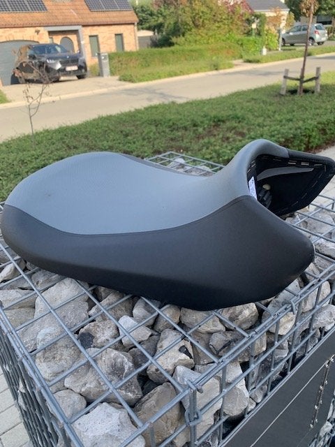Bmw GS 1300 zadel, Motoren, Ophalen, Nieuw