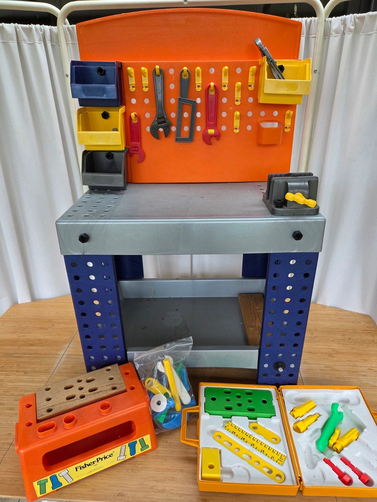 Berchet en Fisher-Price Werkbank (#921) + koffer & gereedsch, Ophalen, Gebruikt, Overige typen